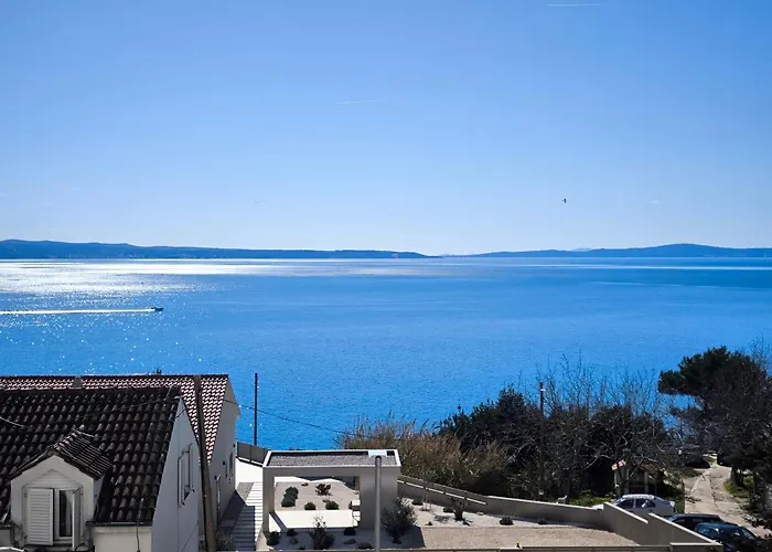 Adriatic Pearl Split